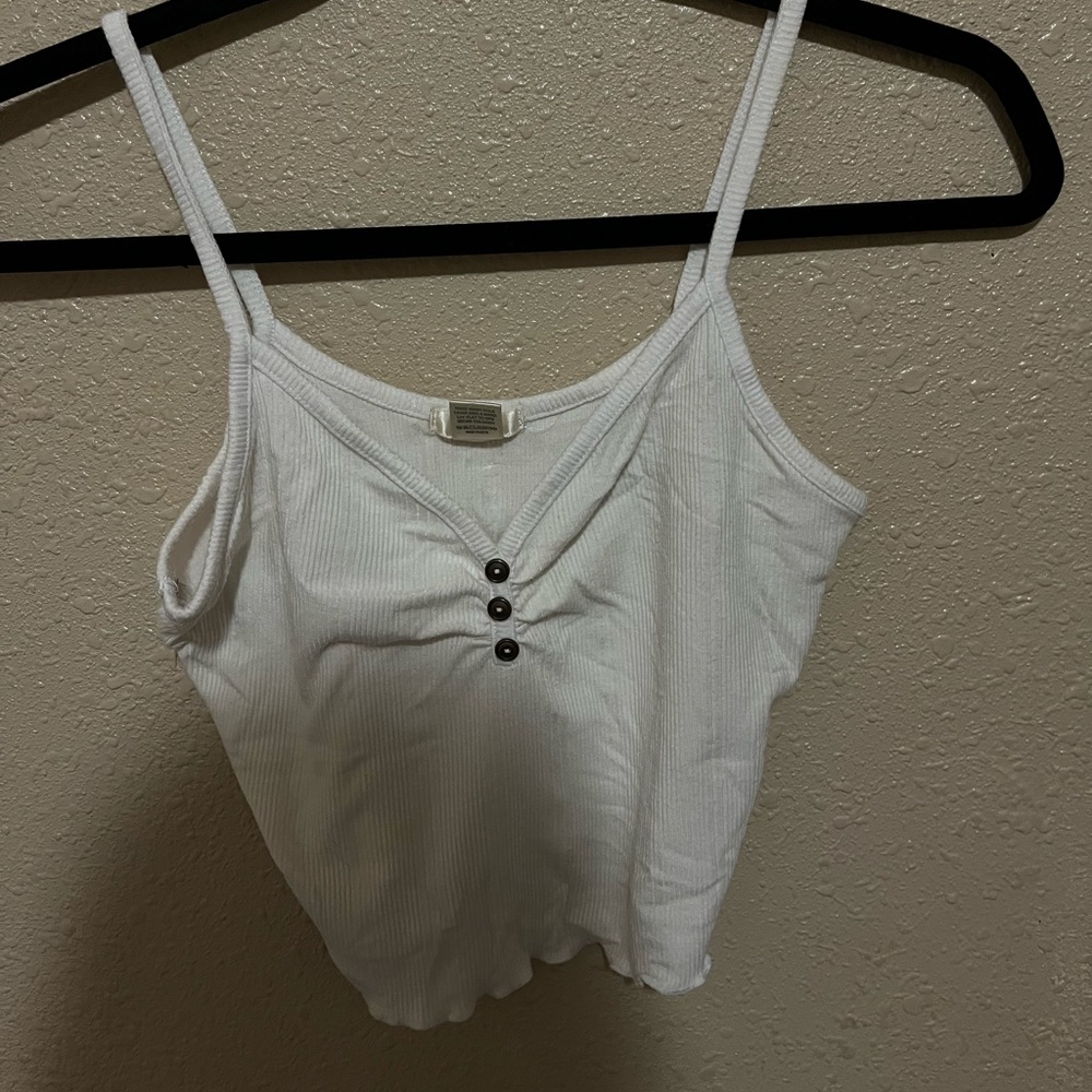size small white tank top